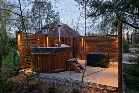 693d621d f9a0 4206 92e2 5493ef88cbac.jpg