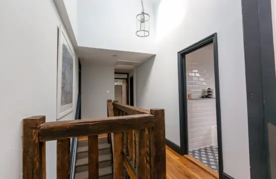 b838facf ff87 447c b6ab 68206880a663.jpg