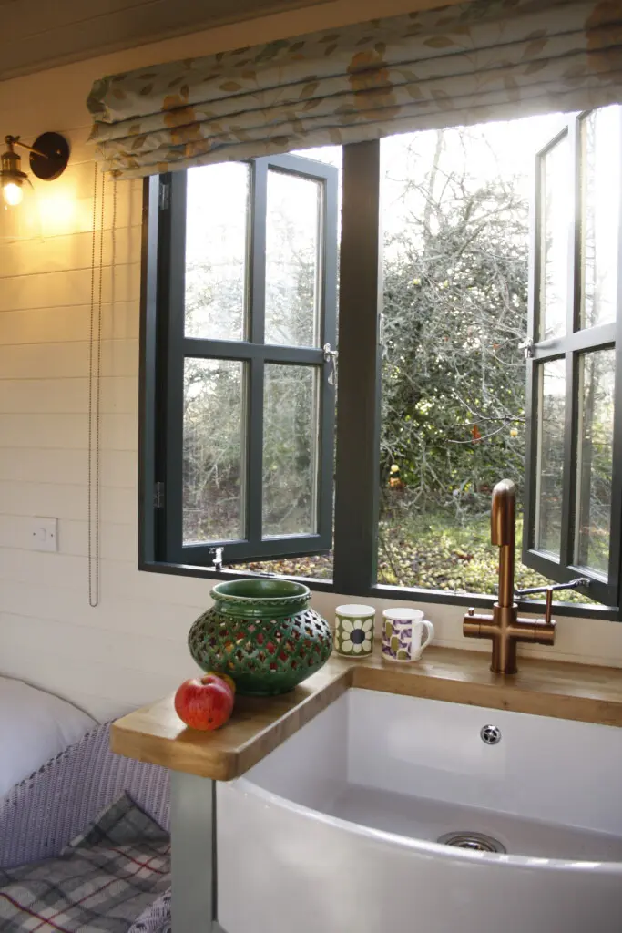 76b333f5 9f6c 45ef 94b1 c5ef365ac5dc.jpg