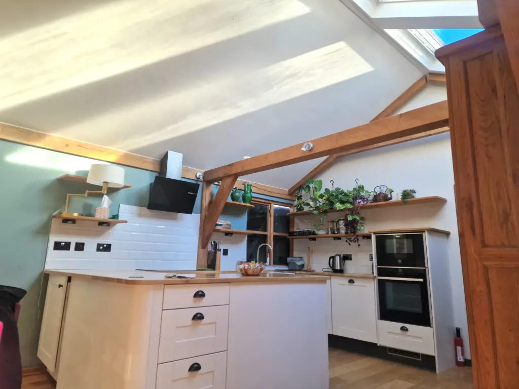 98396789 50d1 4f10 9ec3 0c7190e27df6.jpg