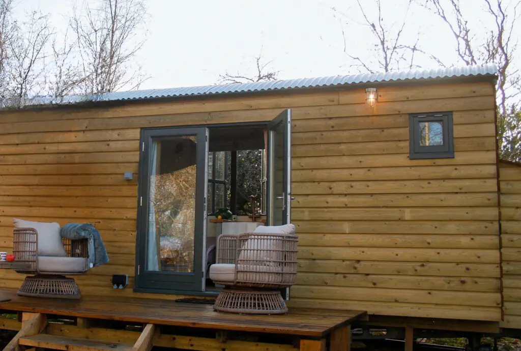 e359513a d6dc 45db b701 59729eaf6aee.jpg